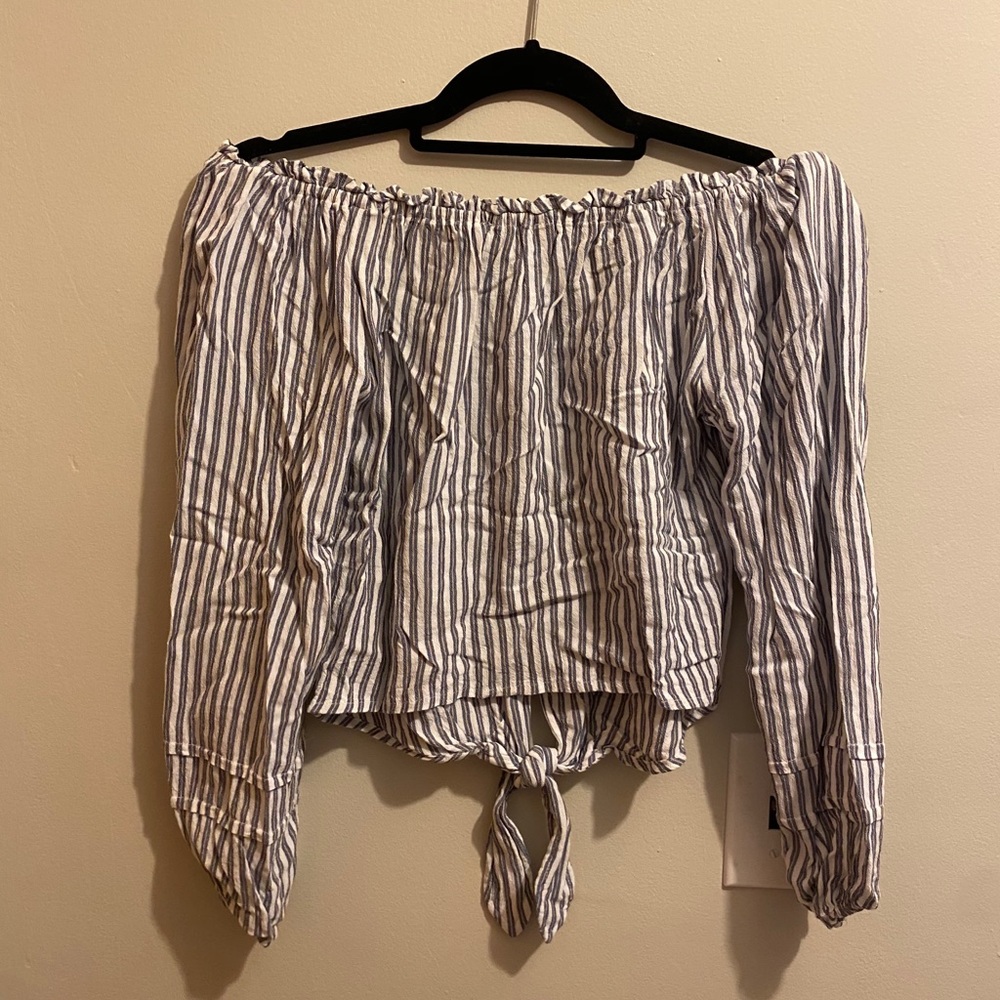 Hollister Off-the-Shoulder Top